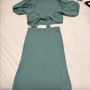 Audrey 3+1 2-piece set. Skirt and tie top